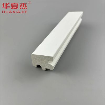 İyi fiyat Uzunluğu ve işlevselliği özelleştirmek için dayanıklı beyaz PVC döşeme kalıplaması çevrimiçi