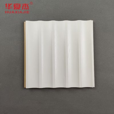 İyi fiyat Beyaz renkli 275 mm X 9 mm hava geçirmez WPC dalgalı duvar paneli Çevrimiçi