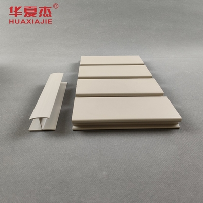 Kolay Kurulum Garaj Duvar Aksesuarları İçin Yumuşak PVC Slatwall Panelleri