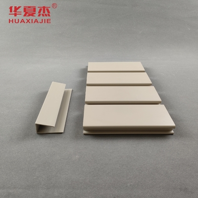 Kolay Kurulum Garaj Duvar Aksesuarları İçin Yumuşak PVC Slatwall Panelleri