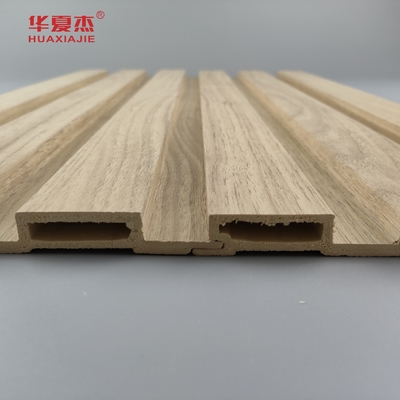 Çizik engelli Doğa Ahşap Wpc Duvar Paneli Dış Dekorasyon Laminasyonlu Wpc Paneli Fluted Board