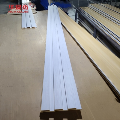 Modern Basitlik Tasarımı Wpc Fluted Duvar Paneli Dış ve İç Dekorasyon için Wpc Duvar Paneli