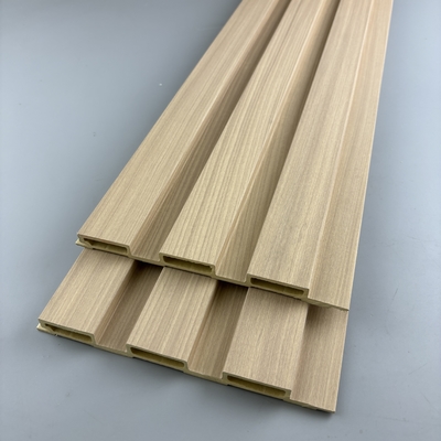 Kalıcı Ahşap Plastik Kompozit Ekstrüzyon WPC Laminated Duvar Paneli İç Dekorasyon için