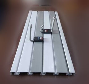 İyi fiyat Beyaz Gri PVC Ekran Garaj Cephe Panelleri DIY Vinil Sistemleri Smooth çevrimiçi