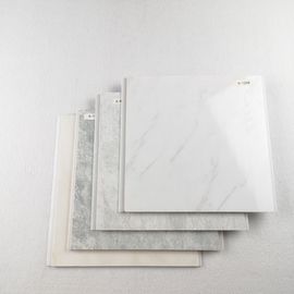 İyi fiyat Yanmaz PVC Duvar Kaplama / Levha Dekoratif İçin Delikli çevrimiçi