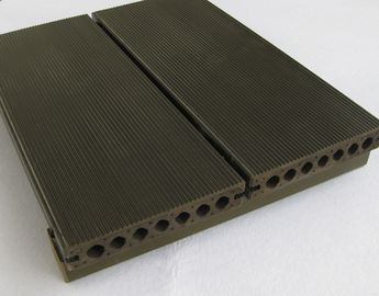 İyi fiyat Bahçe Kompozit WPC Decking Fayans Hollow UV - dirençli Döşeme Güverte çevrimiçi